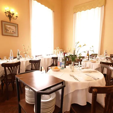 Otel Hotel Paradiso