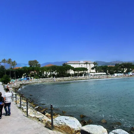 Hotel Paradiso 3* Diano Marina